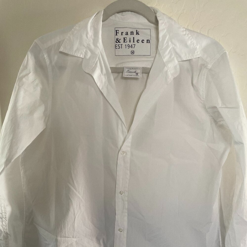 Frank & Eileen Classic White Button Up Size M